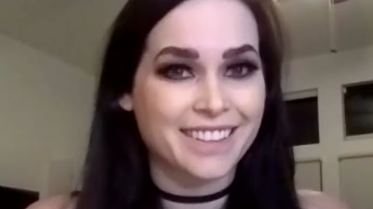 Niece Waidhofer, Model and Influencer, Dead at 31 | Entertainment Tonight